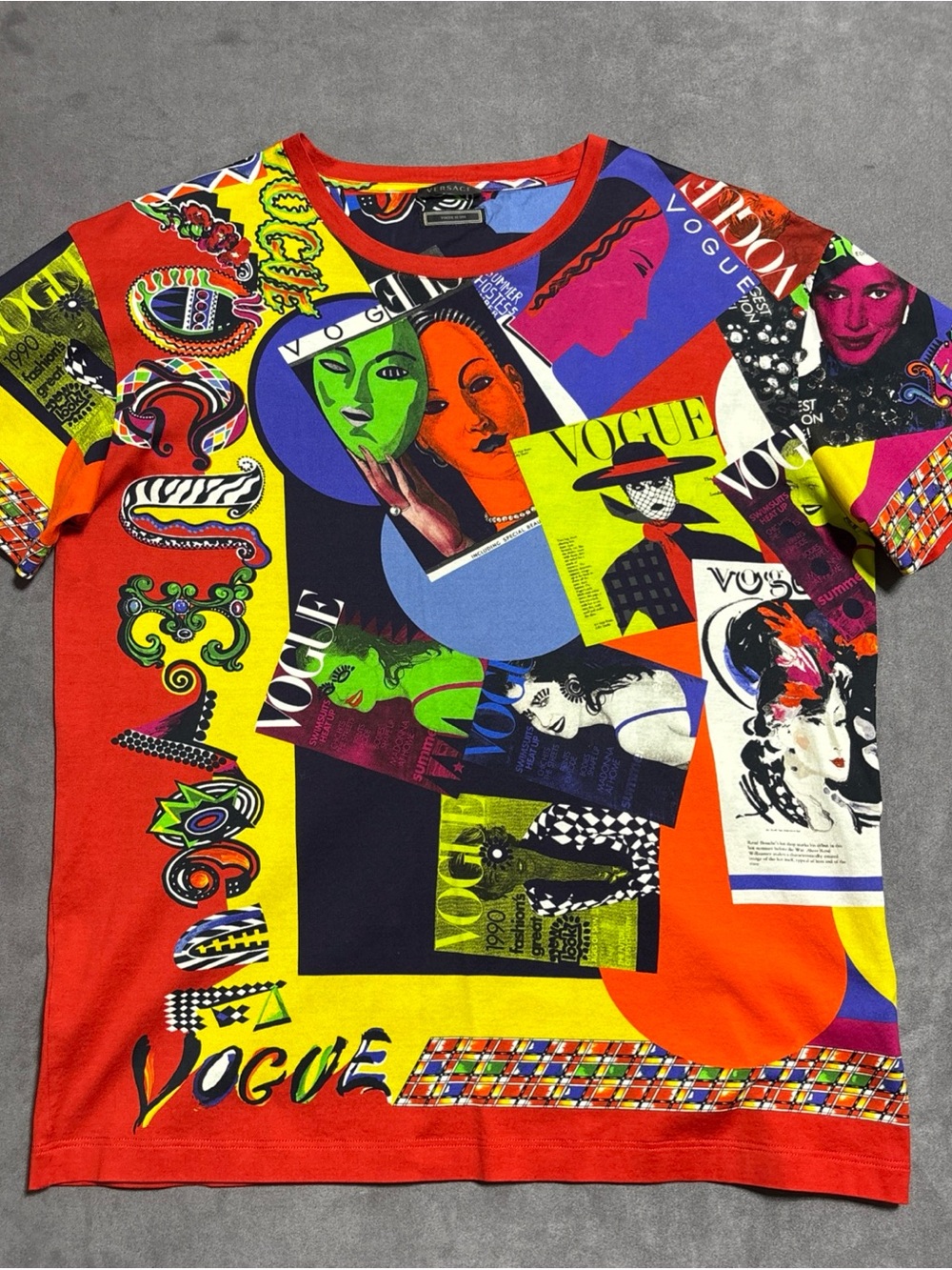 Versace Vogue SS 1991 Print T-Shirt Multicolor Graphic Runway Vintage Sz Medium